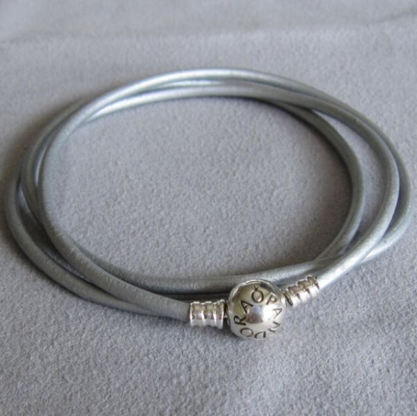 Import-Silver Blue Smooth Triple Leather Bracelet