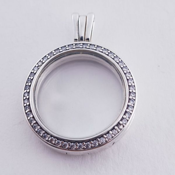 Big Size Round Pave Floating Locket